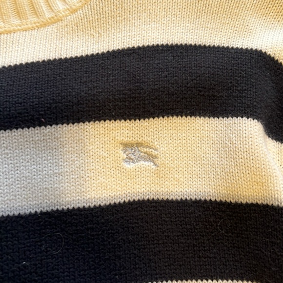 Burberry sweater SOLD - Picture 2 of 4